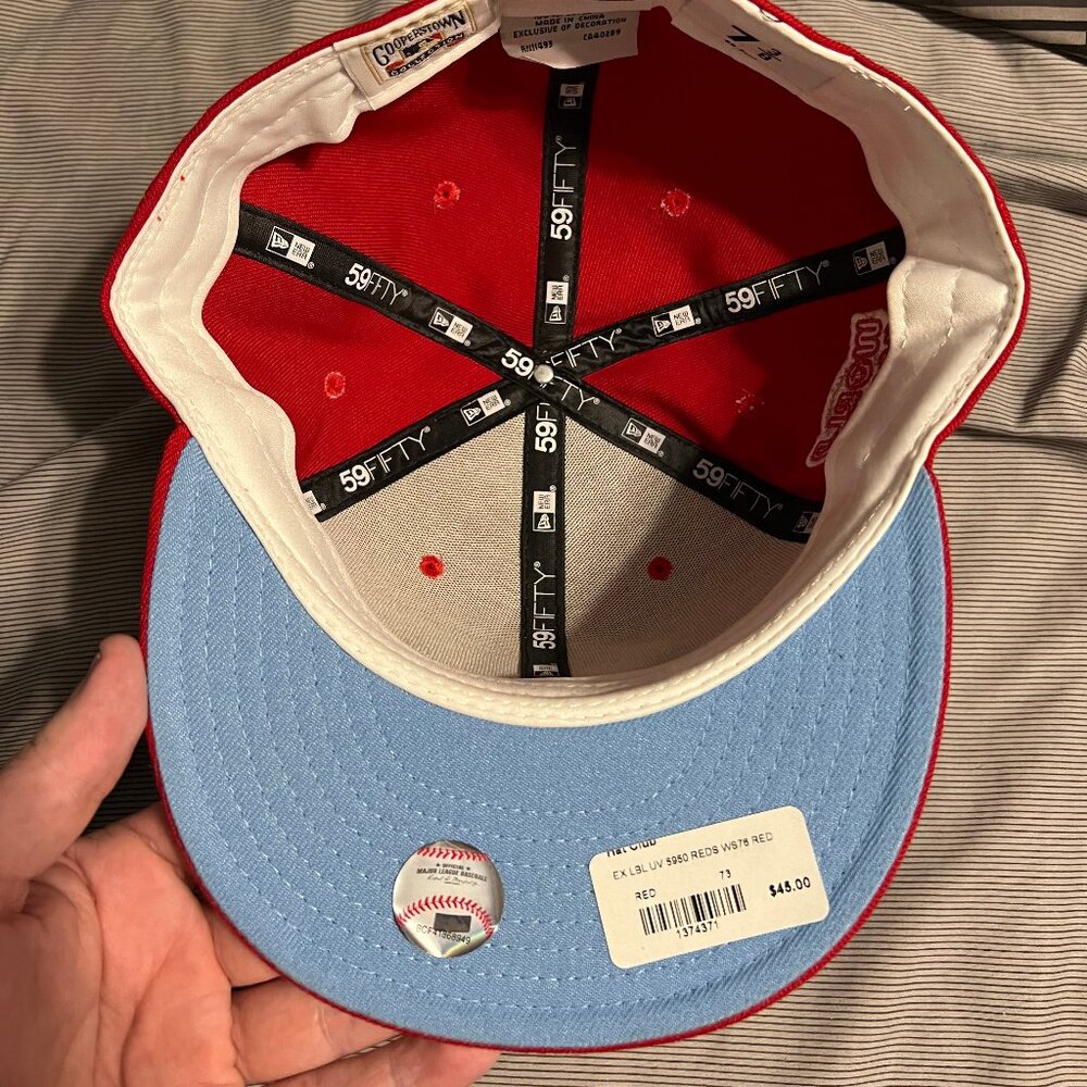 Hatclub Cincinnati Reds w/ Icy UV Fitted - Picture 2 of 2